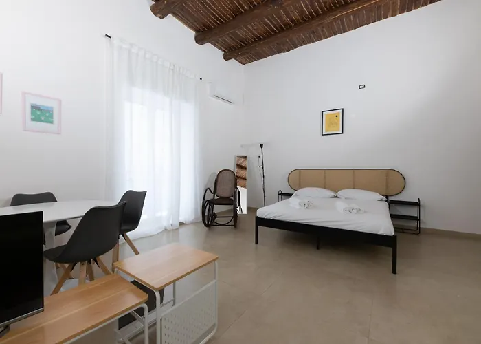 Tofa Apartments By Dimorra